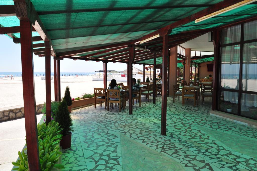Hotel Lido Мамая Екстериор снимка